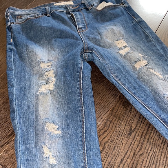 Bullhead Jeans - high Rise Skinny - Picture 3 of 7